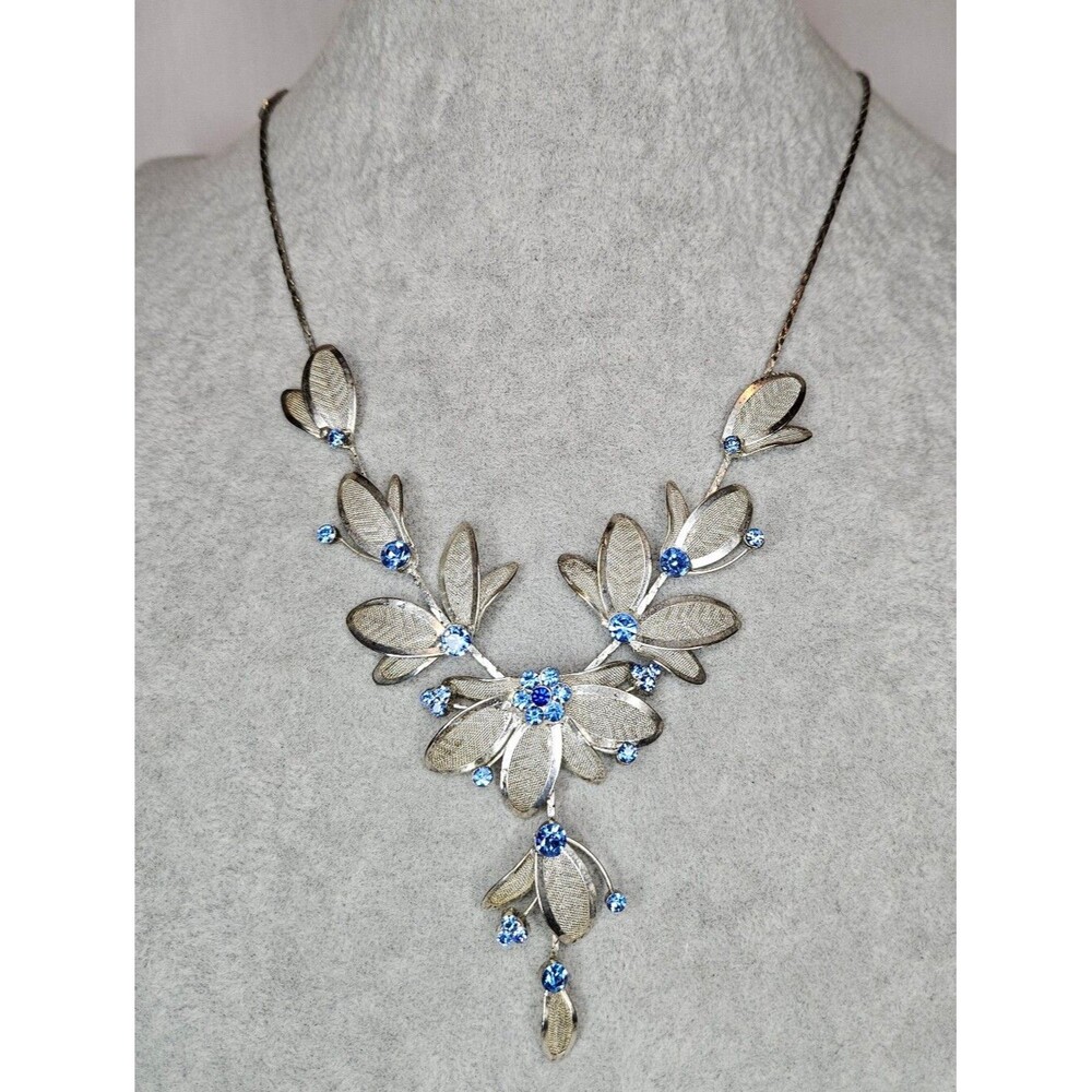 Rosemarie Collections Silver Mesh Leaf Floral Statement Bib Necklace Blue Gem